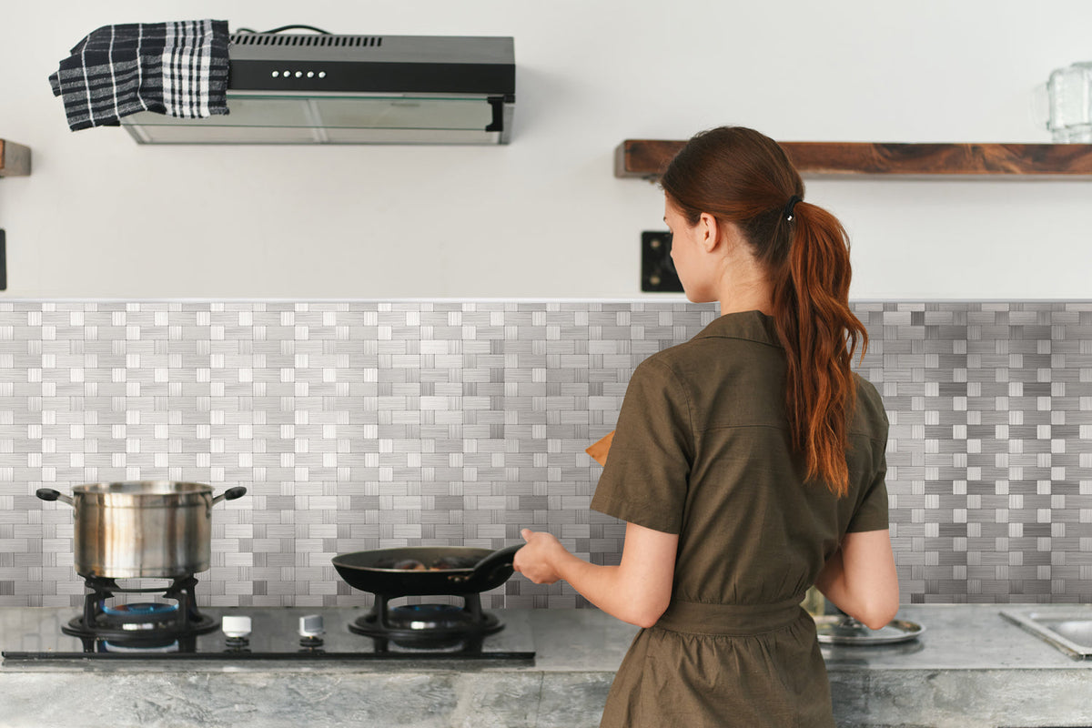 peel and stick backsplash behind stove